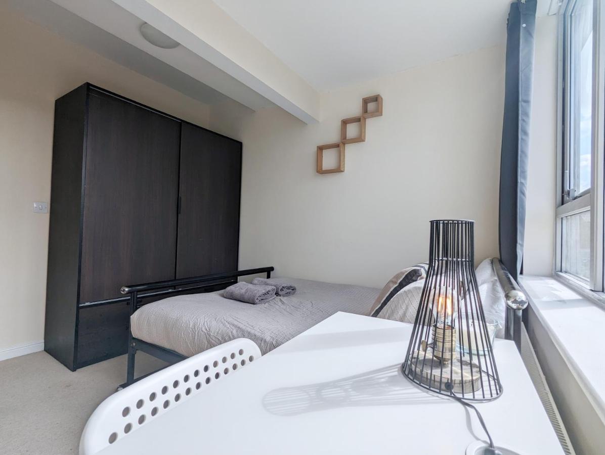 Guest Rooms Near City Centre & Dock Free Parking Liverpool Exterior photo