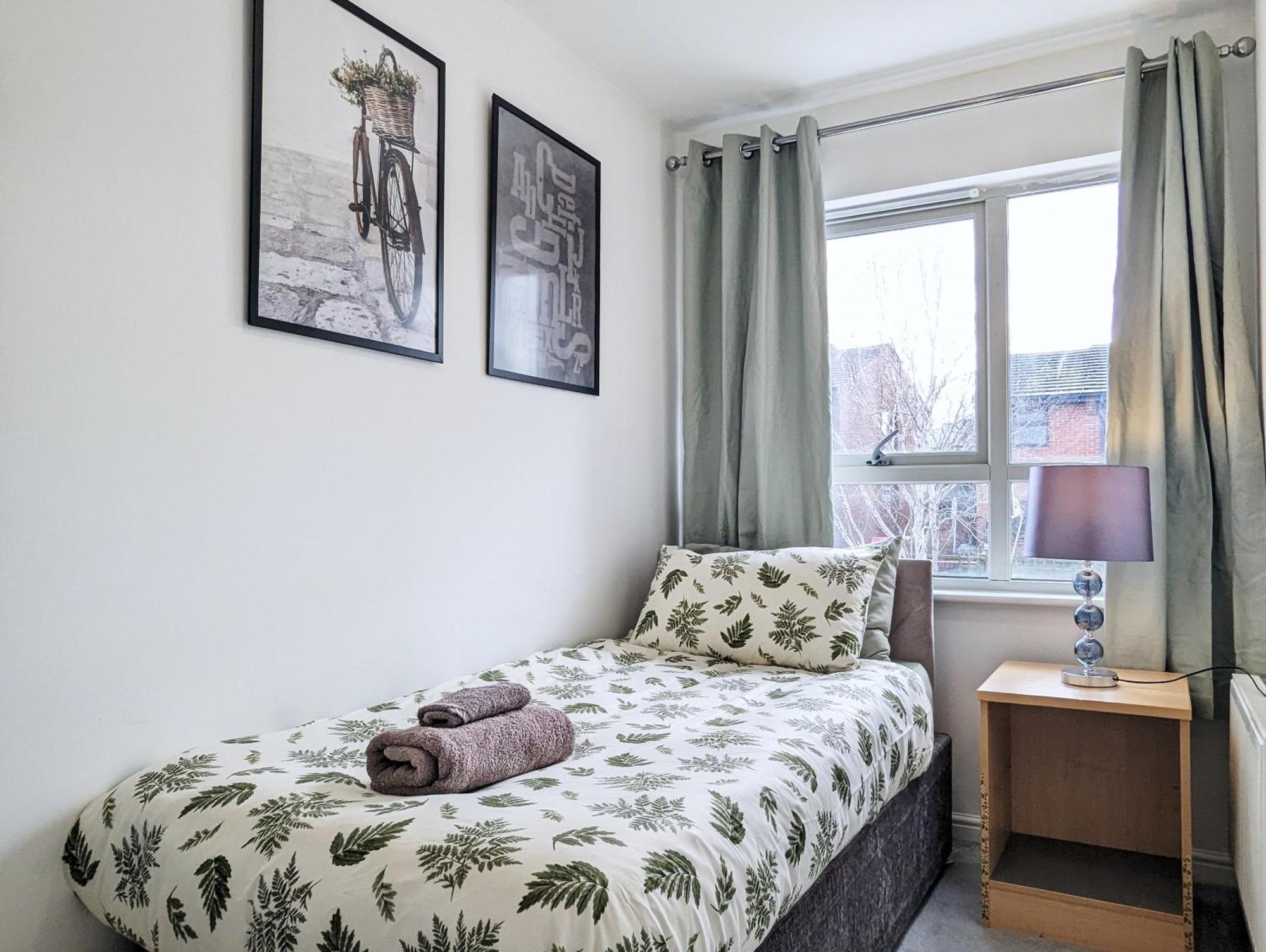 Guest Rooms Near City Centre & Dock Free Parking Liverpool Exterior photo